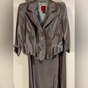 JS Collections GORGEOUS 2 PC FORMAL DRESS size 14 iridescent color long skirt